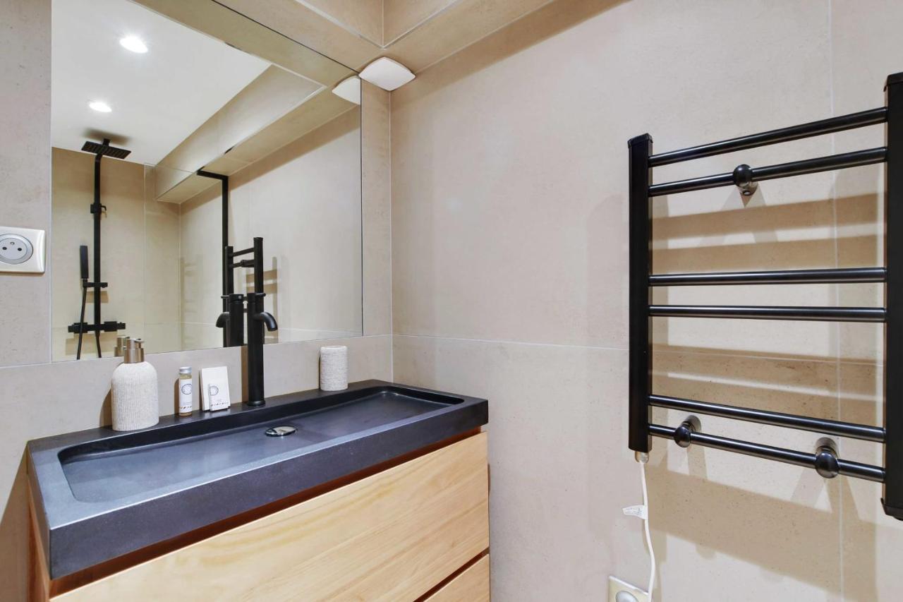 Amazing Apartment 2Br6P - Sacre Coeur Montmartre Paris Bagian luar foto